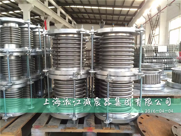 DN150不銹鋼波紋補償器加班生產現場實拍 DN150不銹鋼波紋補償器