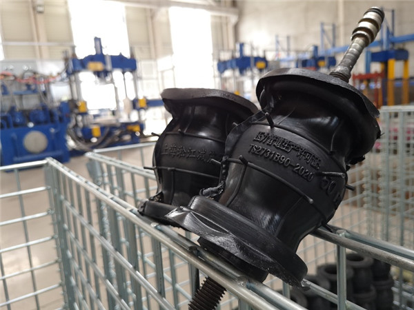 DN100-PN1.0-CS/EPDM 無標橡膠接頭